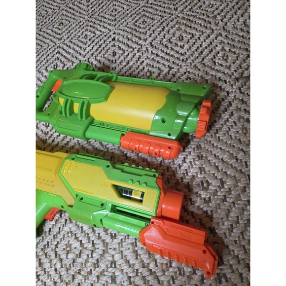 NEW Buzz Bee Toys Water Warriors Air Pressure Gun Water Blaster Outlaw - Picture 16 of 16